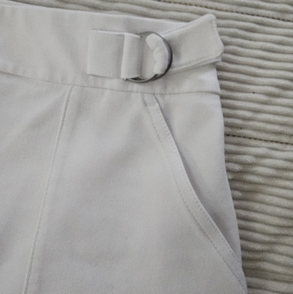 EXPRESS Stylish High Waisted Utility White Mini Skirt with Pockets Size L - Picture 5 of 12